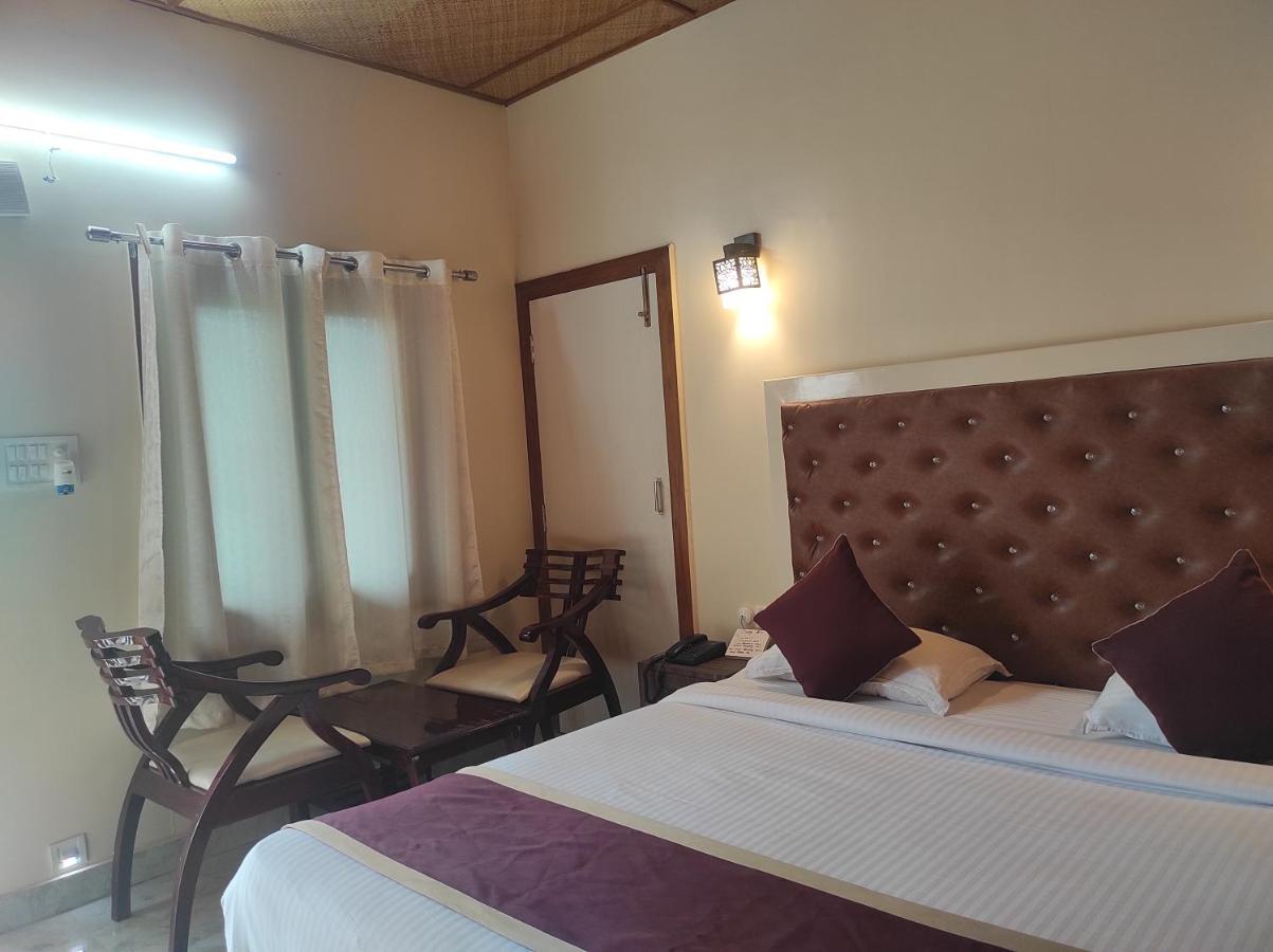 Changs Resort Kaharpara Luaran gambar